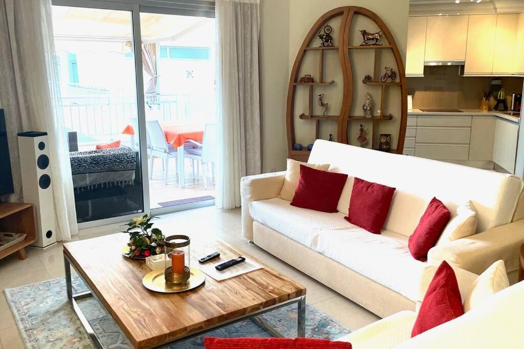 Luxurioese Duplex Ferienwohnung In Sehr Ruhiger Wohnanlage Mit Meerblick Эль-Пальмар Экстерьер фото